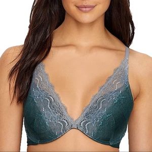 SPANX Women's Undie-Tectable Push Up Plunge Bra